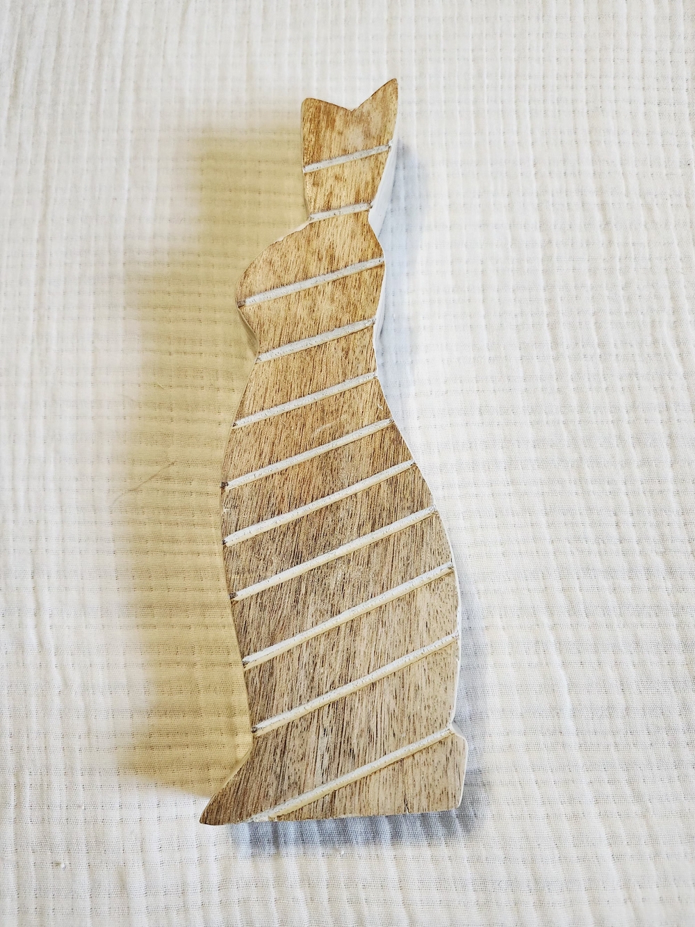 Wooden Rabbit Silhouette Decor in Natural Brown